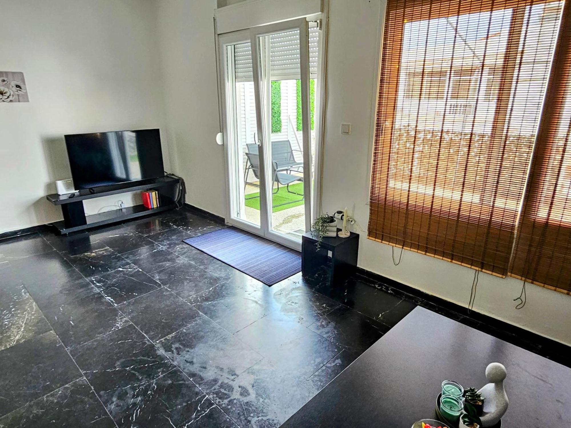 Seaty Apartment Corinto Exterior foto